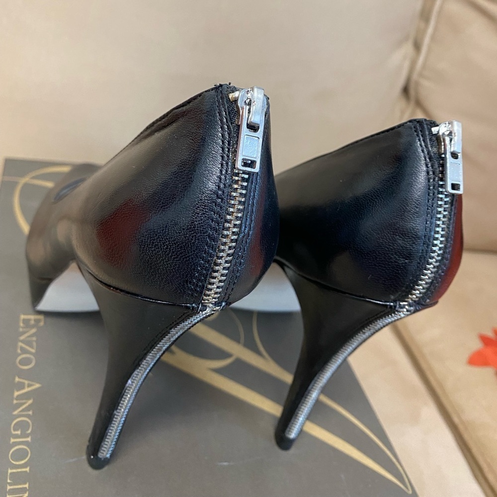 BNIB Enzo Angiolini Snippet Open Toe Black Leather Heel Sz 8.5
